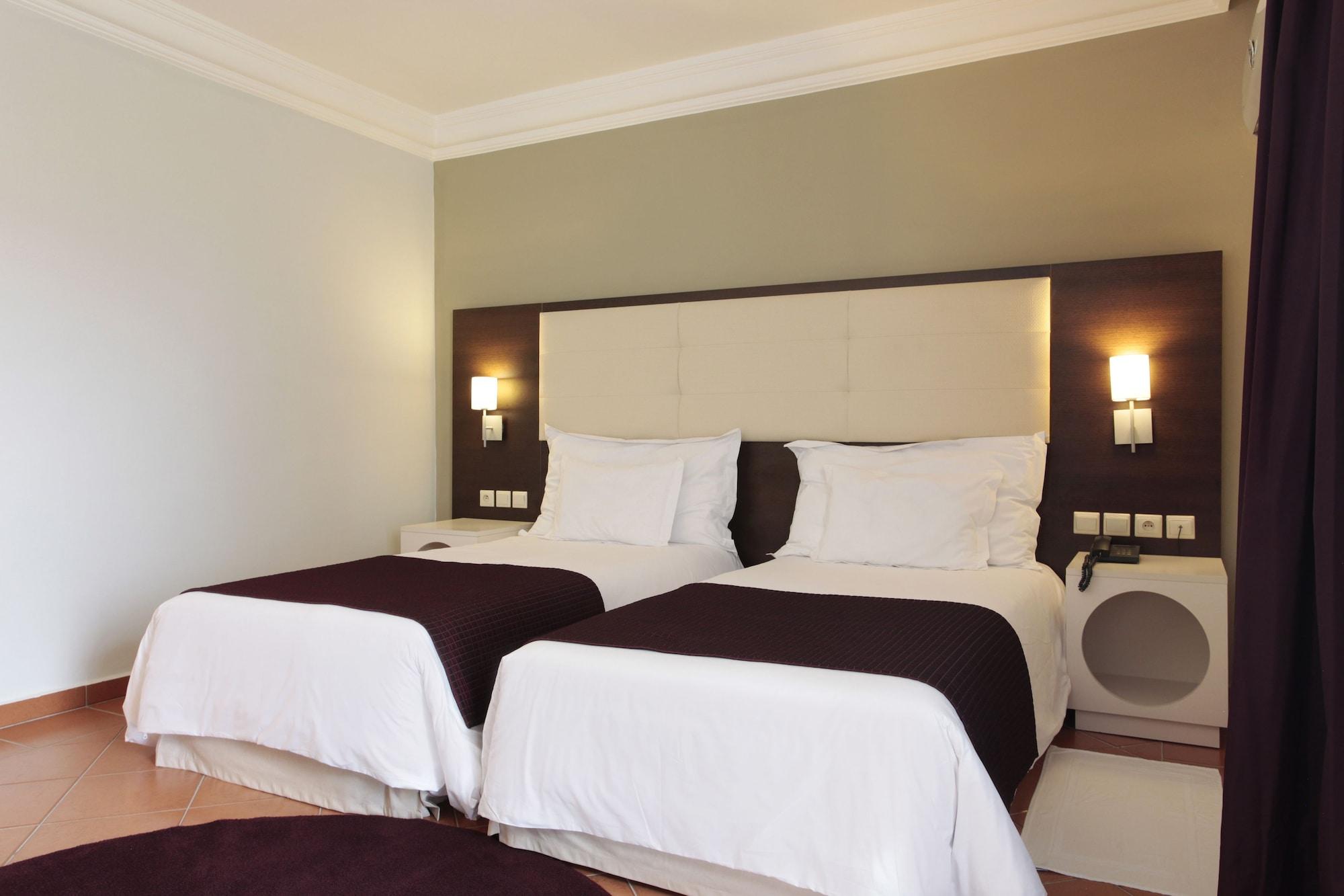 Hotel Kenzi Europa Agadir Exterior foto A room at the hotel
