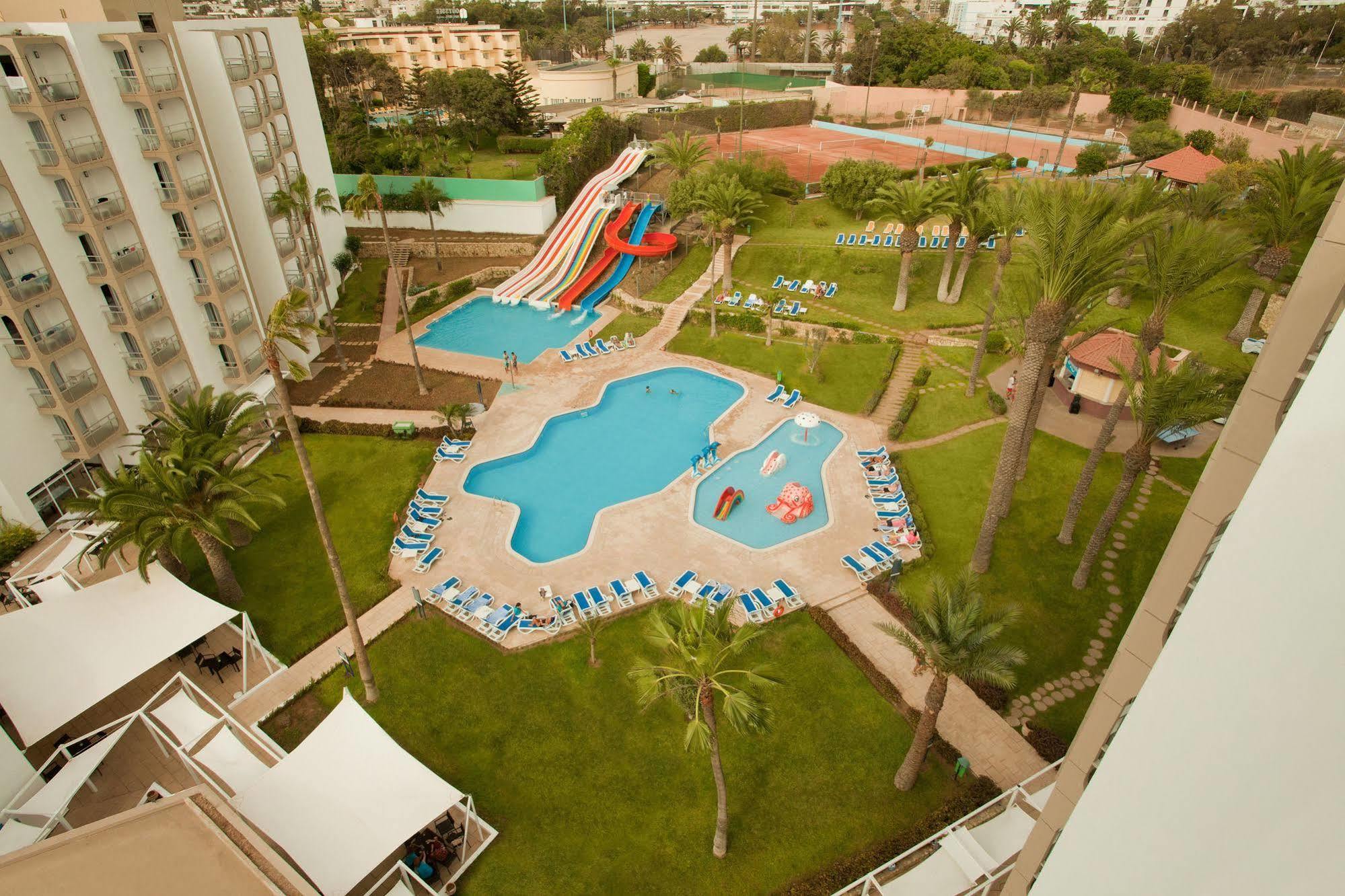 Hotel Kenzi Europa Agadir Exterior foto Aerial view of the hotel